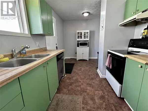 Tumbler Ridge, BC V0C2W0,415 BERGERON Drive