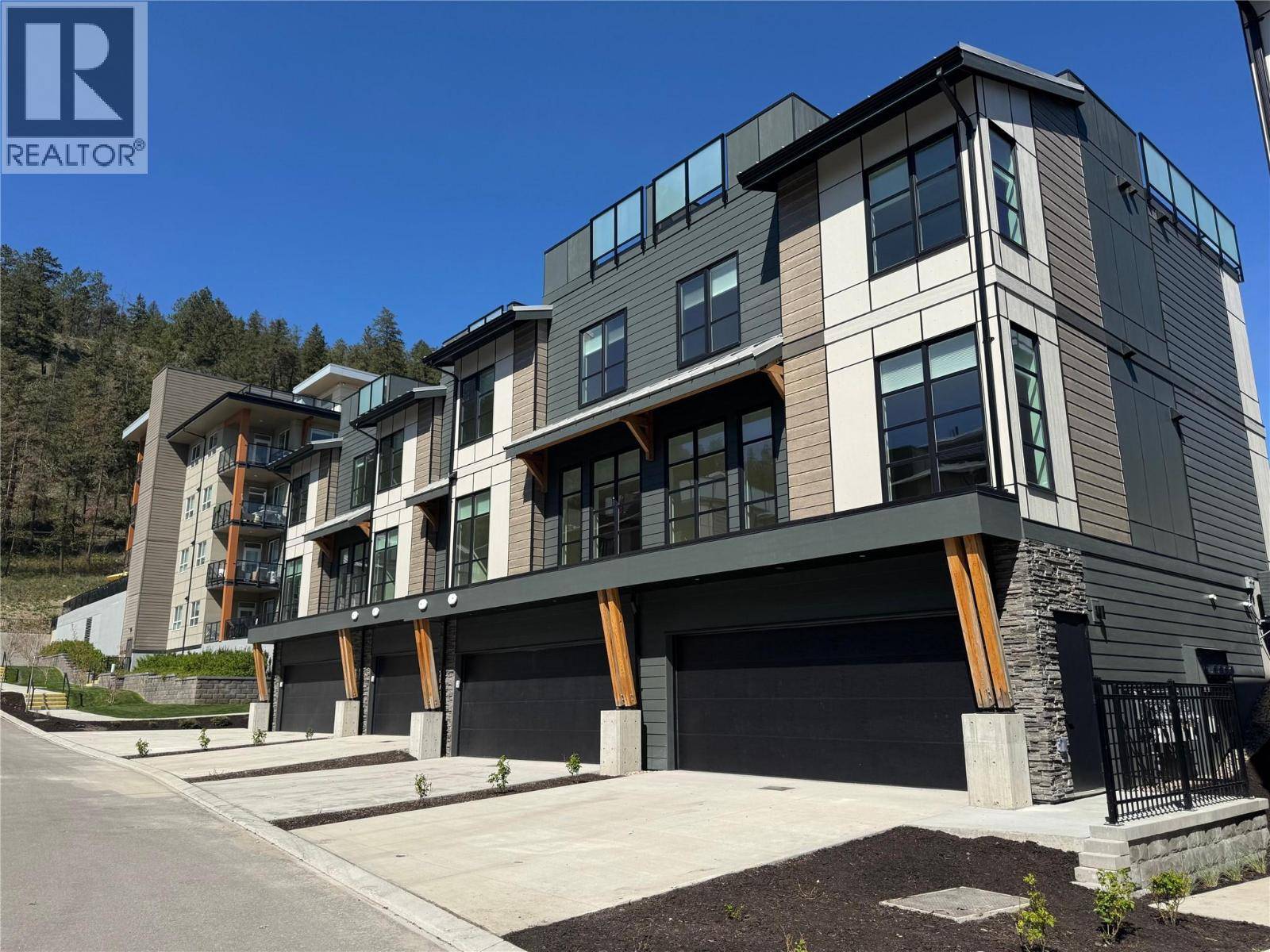 Kelowna, BC V1V3B8,1455 Cara Glen CT #132