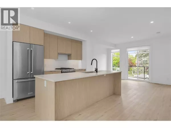 1455 Cara Glen CT #132, Kelowna, BC V1V3B8