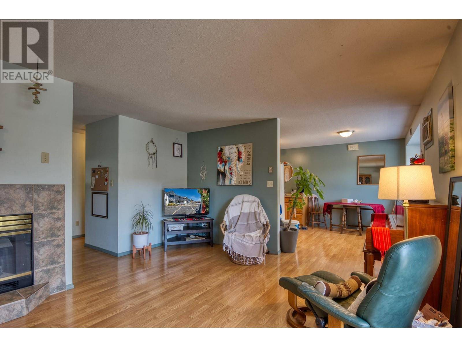 Penticton, BC V2A1G1,1076 Dynes AVE #103