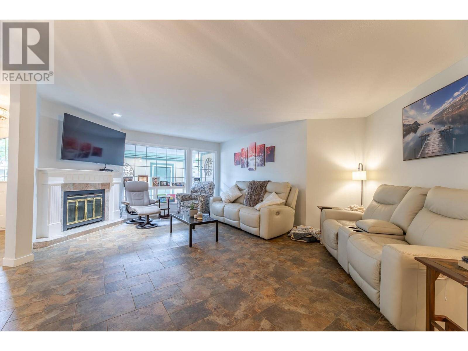 Penticton, BC V2A8G5,805 Comox ST #143