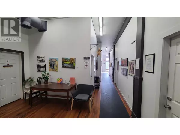 Oliver, BC V0H1T6,6222 MAIN STREET