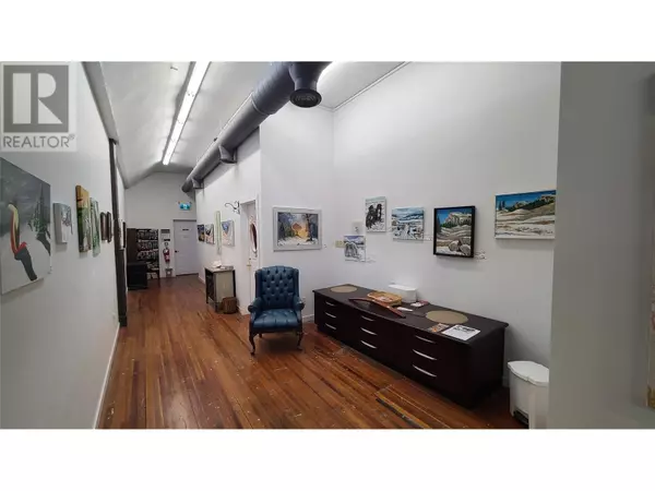 Oliver, BC V0H1T6,6222 MAIN STREET