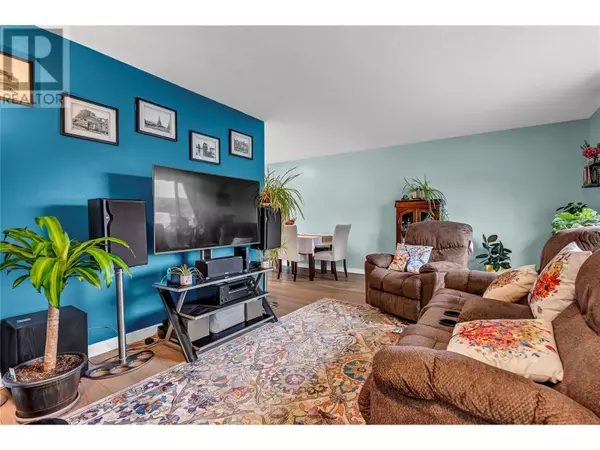 Summerland, BC V0H1Z8,12818 Reynolds Avenue