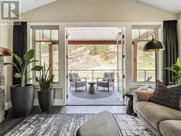 Peachland, BC V0H1X5,4000 Redstone CRES Northeast #221