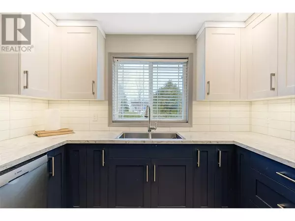 Kelowna, BC V1X7P9,555 Houghton RD #205