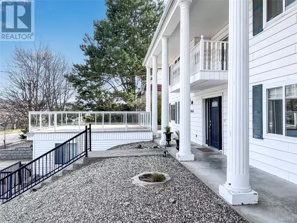 Osoyoos, BC V0H1V2,8404 Gala Crescent