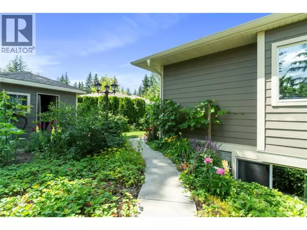 Blind Bay, BC V0E1H2,2396 Terrace Place