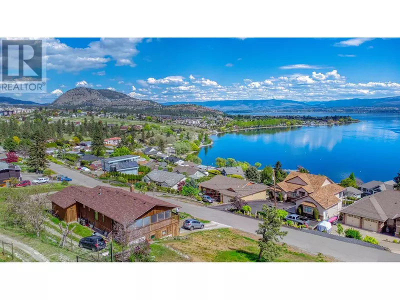 3924 Harding Road, West Kelowna, BC V4T2J9