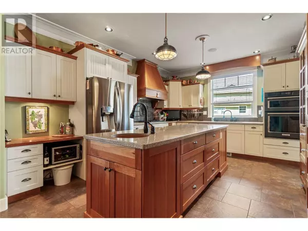 Salmon Arm, BC V1E1M9,4320 14 Street NE