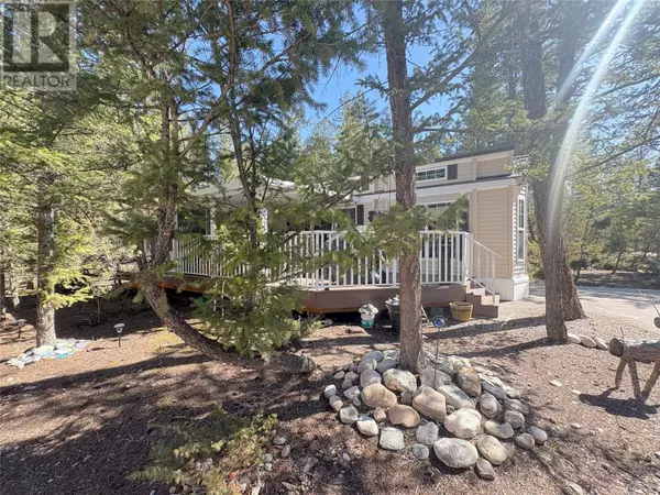 Fairmont Hot Springs, BC V0B1L1,5478 93/95 HWY #19