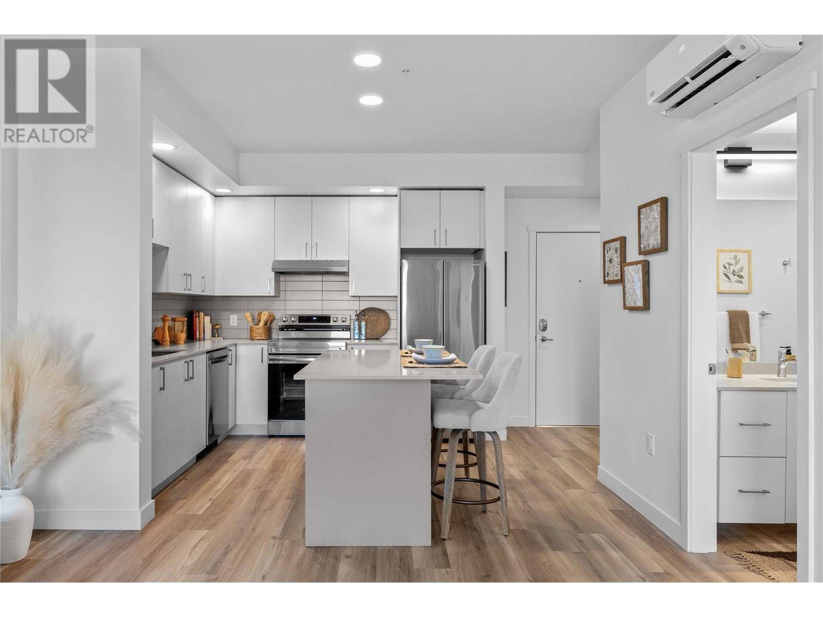 Kelowna, BC V1W0G8,1111 Frost RD #209