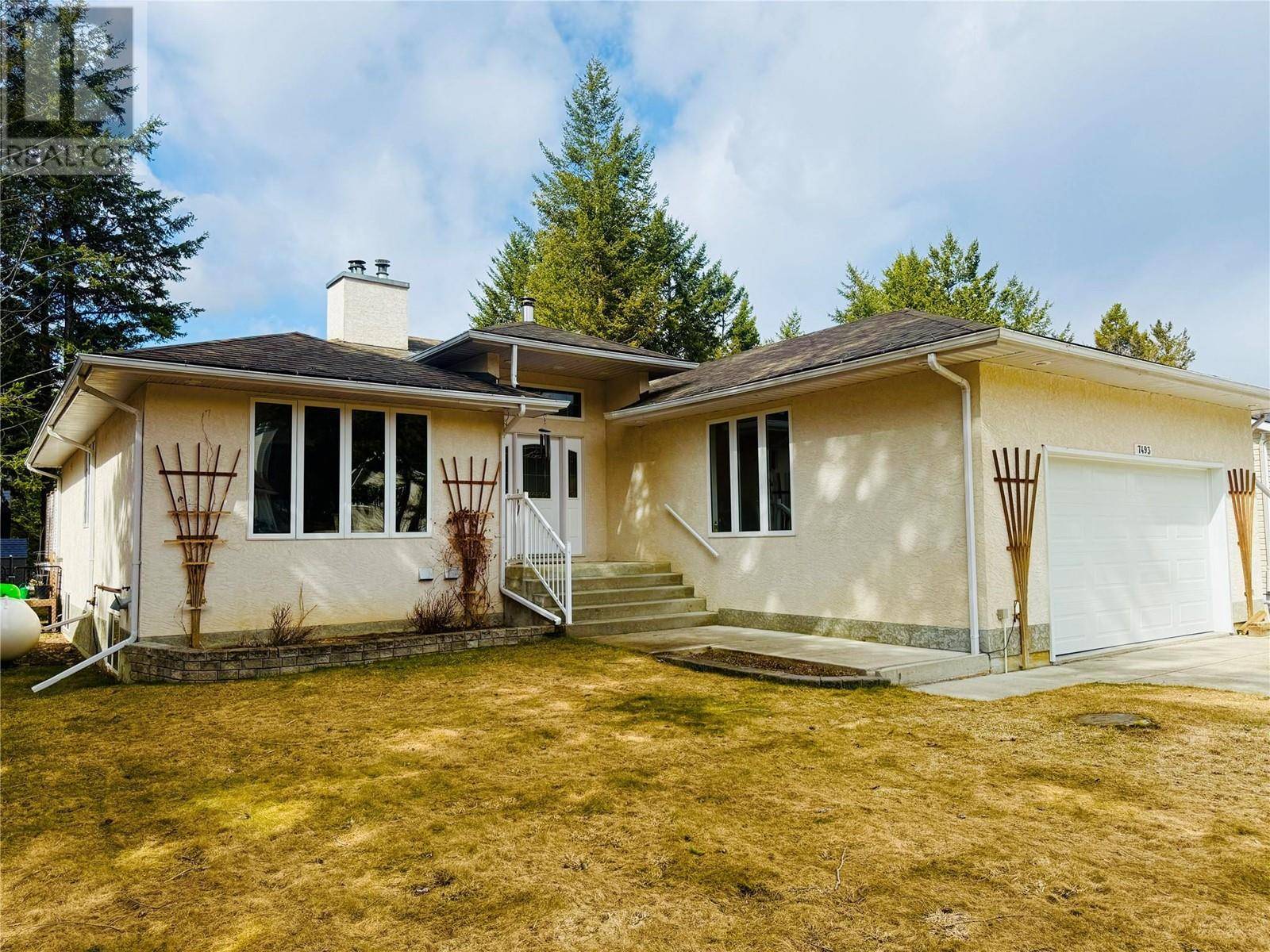 7493 Rivercrest Road, Radium Hot Springs, BC V0A1M0