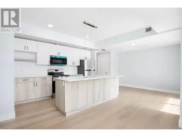 Kamloops, BC V2H1T7,215 ROYAL AVE #305