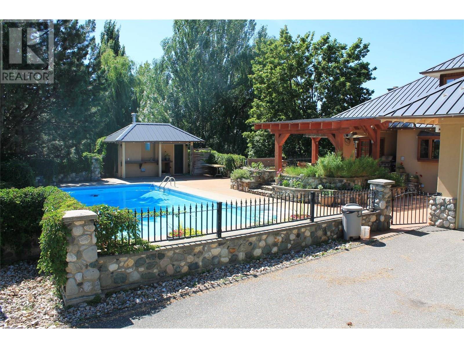 4365 Sharp Road, Spallumcheen, BC V4Y0V6