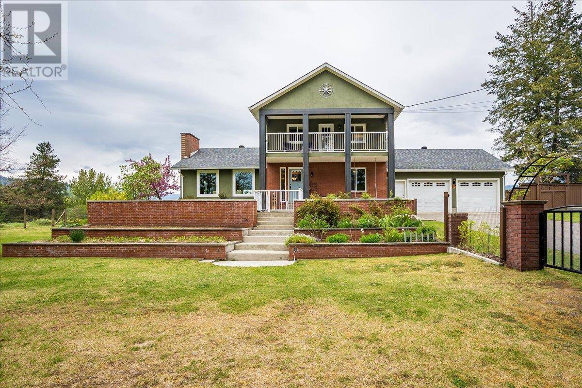 Castlegar, BC V1N4K8,887 Waterloo Road