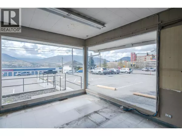 Penticton, BC V2A3J1,402 Industrial Avenue E