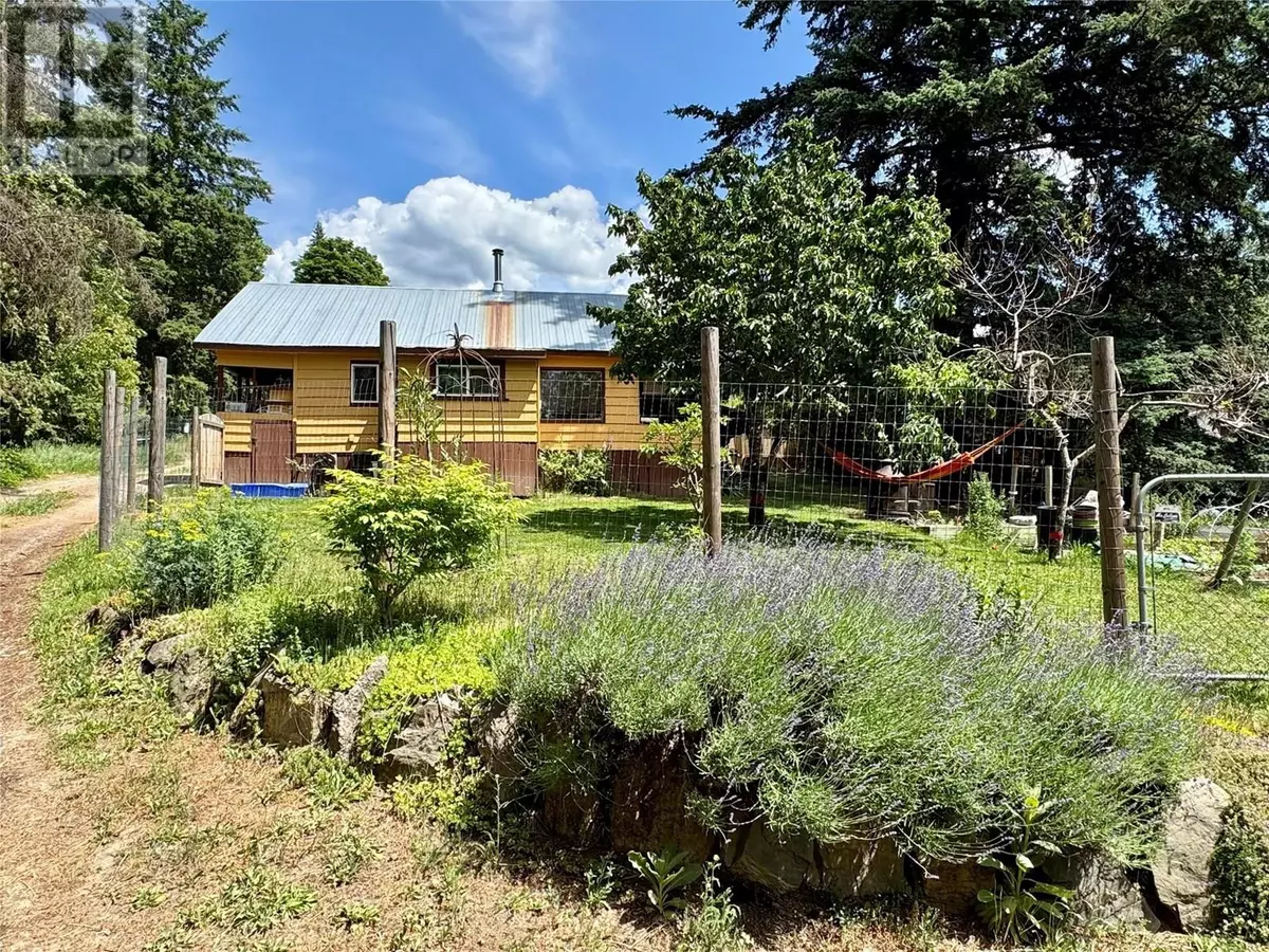 Wynndel, BC V0B2N0,5128 Duck Creek Road