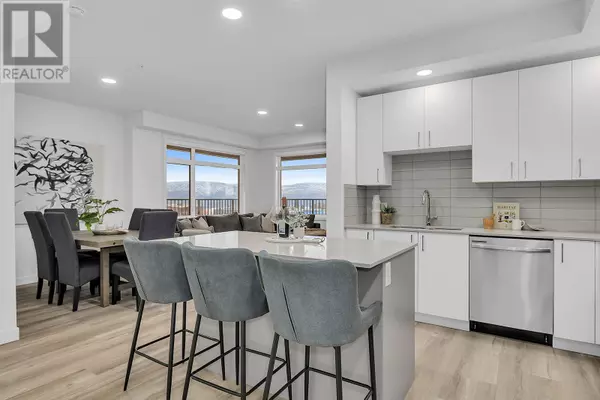 1111 Frost RD #215, Kelowna, BC V1W0G8