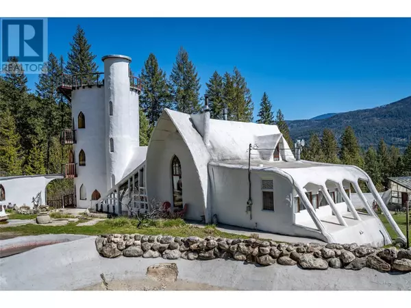 Christina Lake, BC V0H1E0,1450 Stewart Creek Road