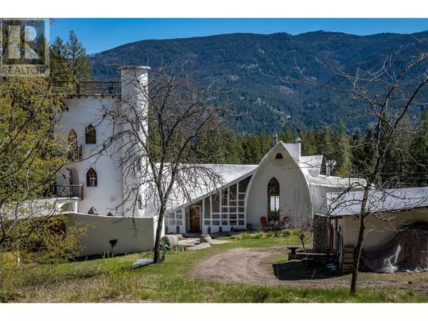 Christina Lake, BC V0H1E0,1450 Stewart Creek Road