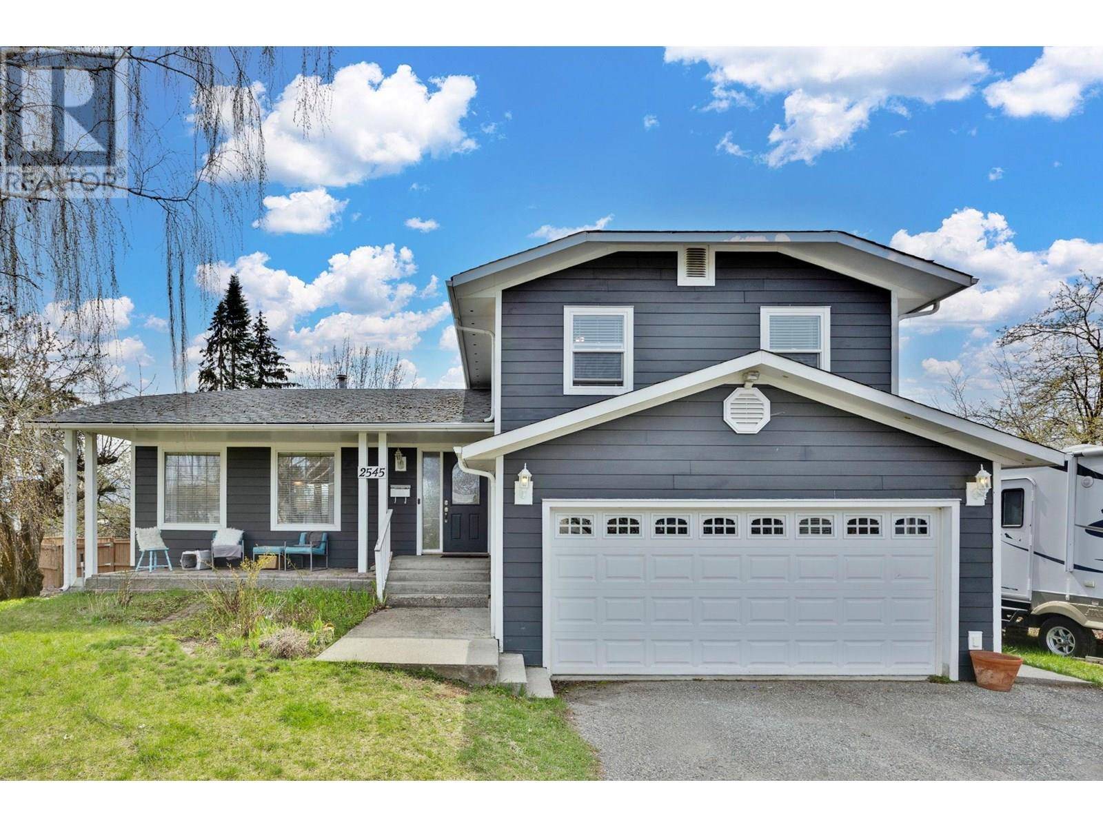 2545 Crestview Road, West Kelowna, BC V1Z1Z4