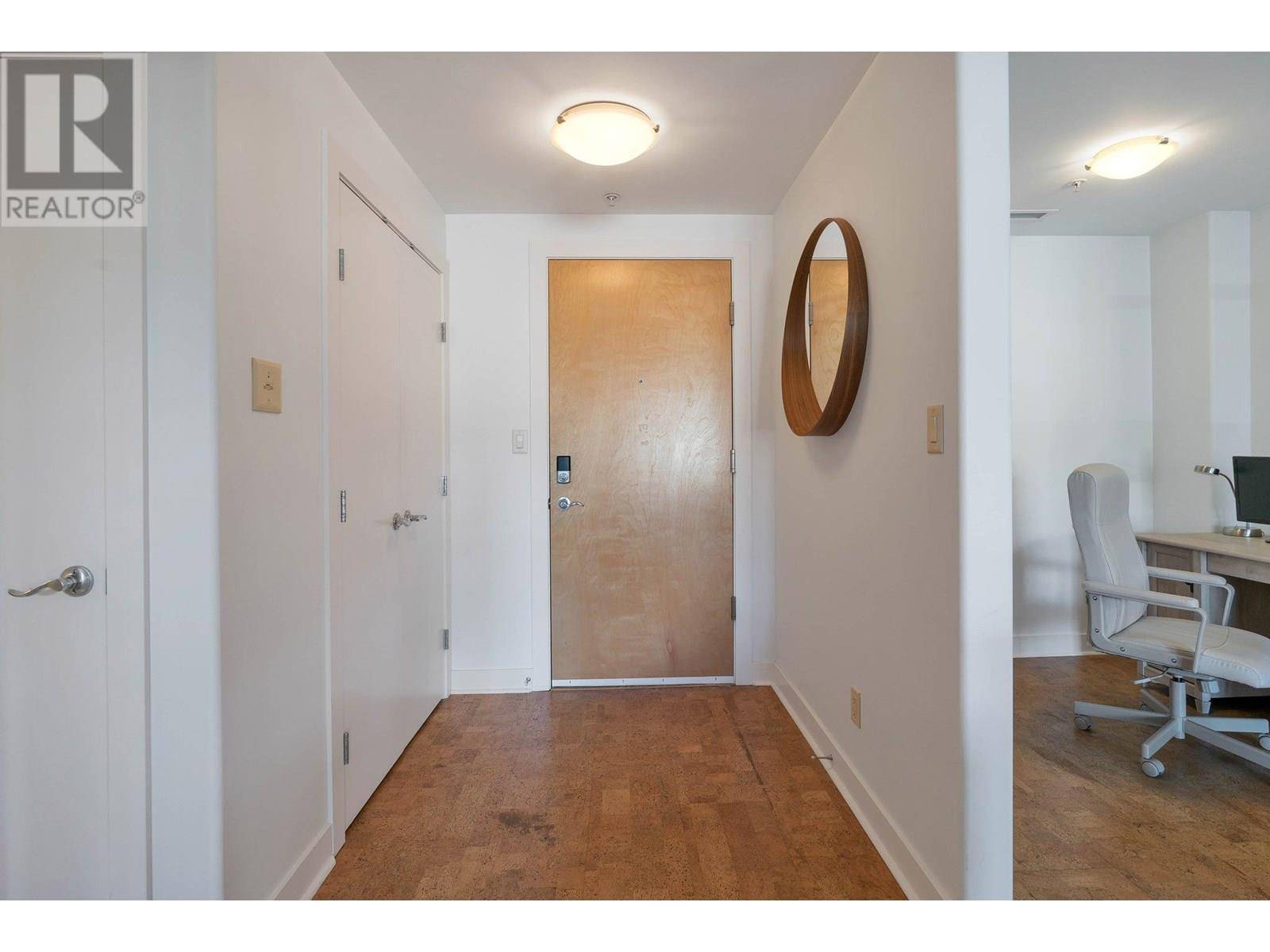 Kelowna, BC V1Y6R2,1160 Bernard AVE #205