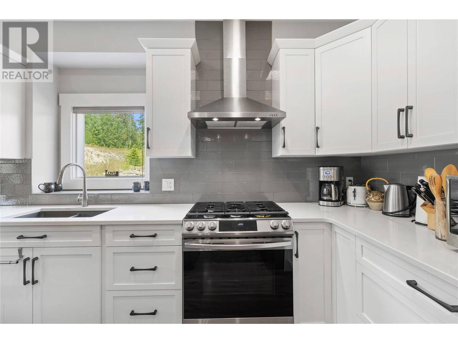 Blind Bay, BC V0E1H1,2715 Golf Course DR #26
