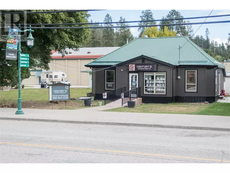 2143 Shuswap Avenue, Lumby, BC V0E2G0