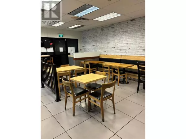 605 KLO RD #2, Kelowna, BC V1Y8E7