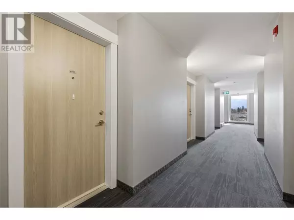 Kelowna, BC V1Y0E5,925 Leon AVE #619