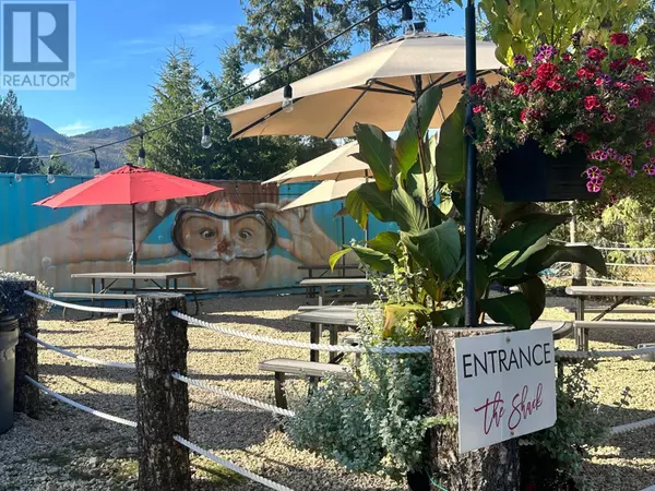 Christina Lake, BC V0H1E0,2051 HUNTER FRONTAGE Road