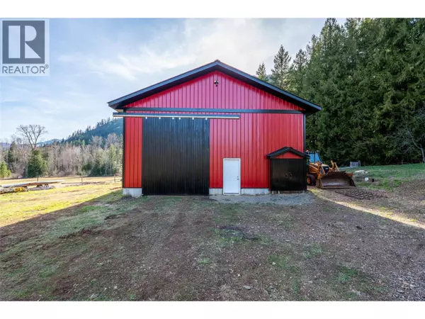 Salmo, BC V0G1Z0,8774 6 Highway