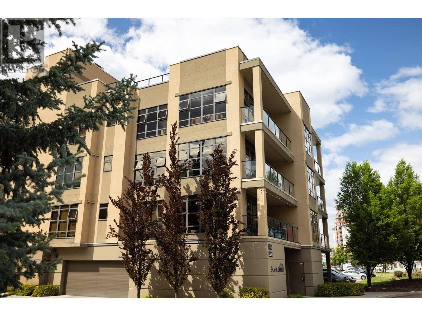 3589 Skaha Lake RD #205, Penticton, BC V2A7K2