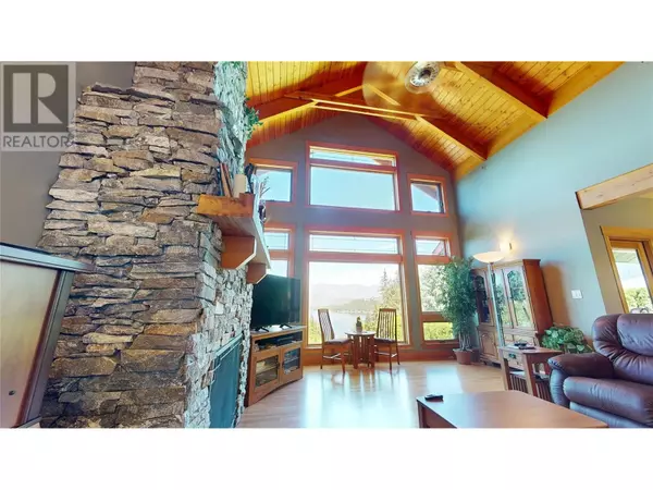 2573 Islandview Road, Blind Bay, BC V0E1H2