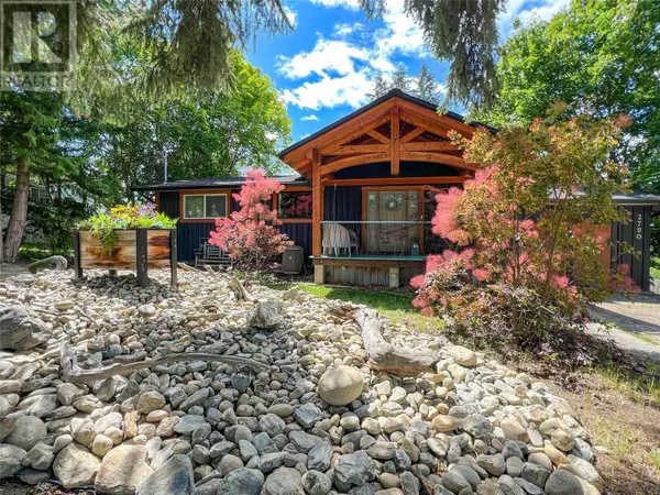 2790 30 Avenue NE, Salmon Arm, BC V1E3L2