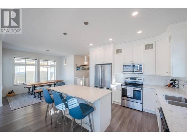 Oliver, BC V0H1T1,2450 Radio Tower RD #163