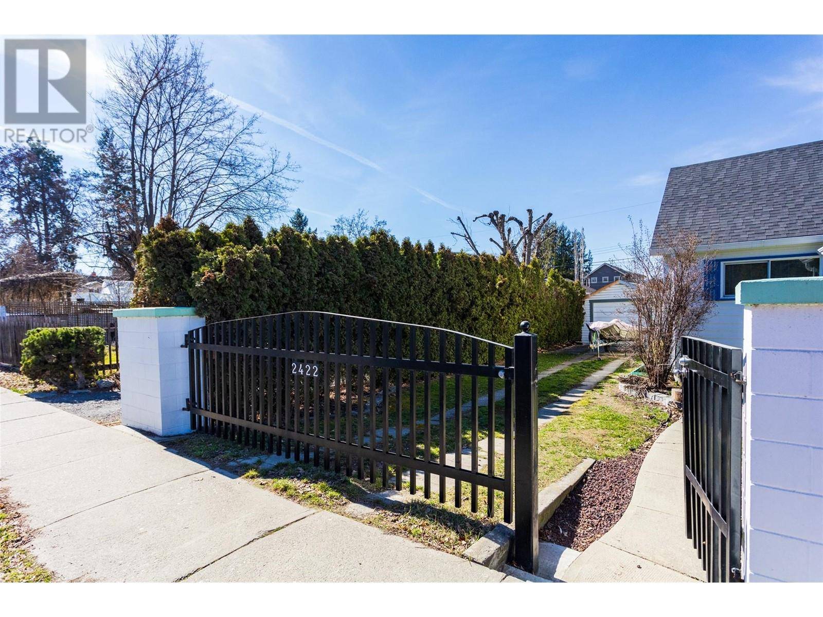 Kelowna, BC V1Y2P6,2422 Richter Street