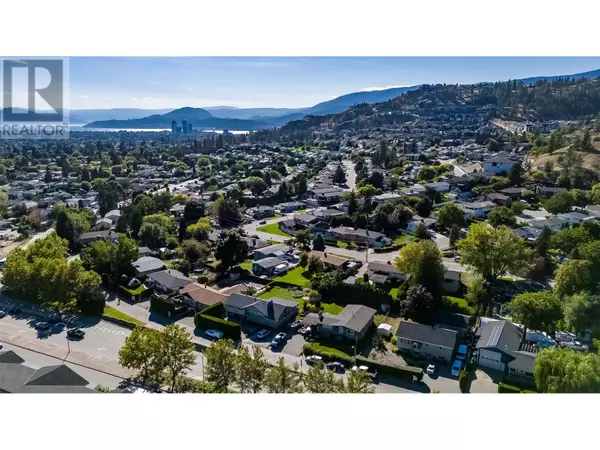 Kelowna, BC V1Y4G4,703 Glenburn Street