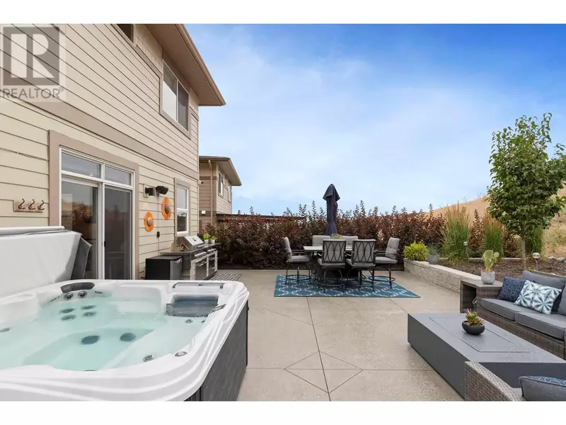 1524 Tower Ranch Drive, Kelowna, BC V1P1T8
