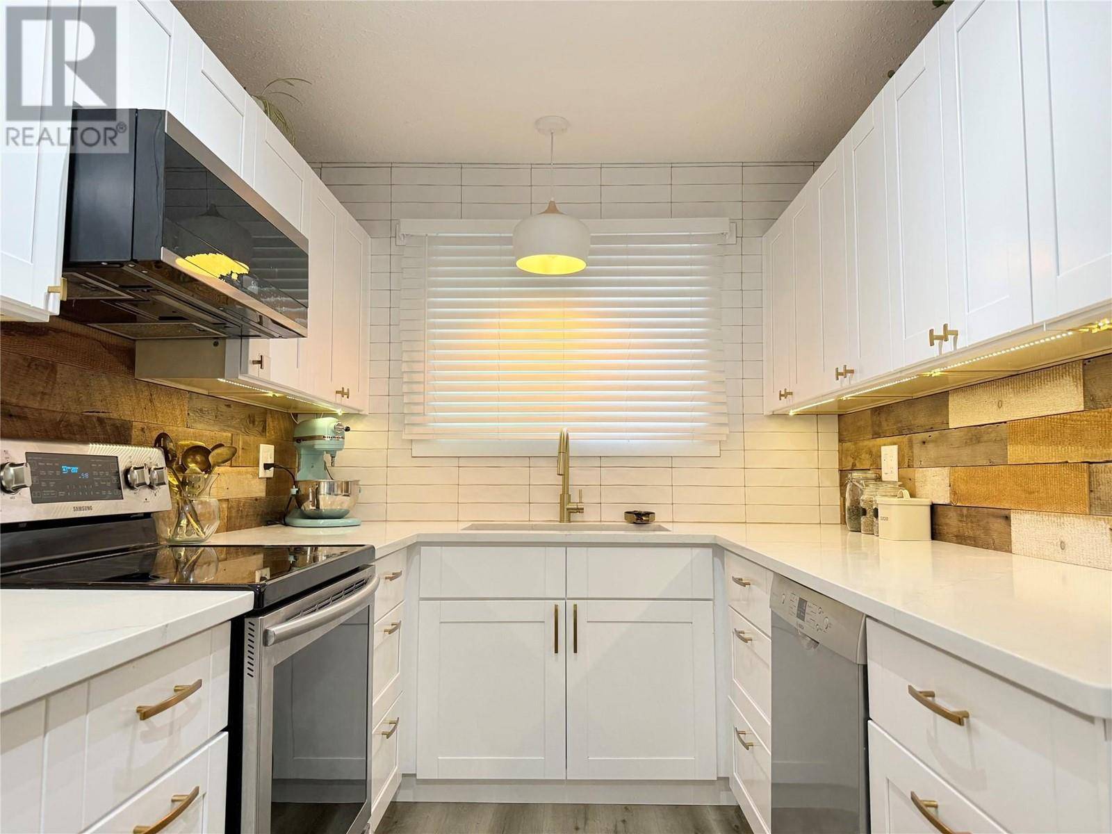 315 Primrose RD #214, Kelowna, BC V1X2G6
