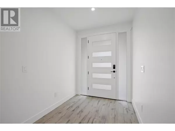 Anglemont, BC V0E1M8,7279 Birch Close