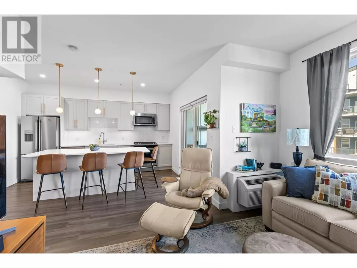 Kelowna, BC V1W0B2,3630 Mission Springs DR #404