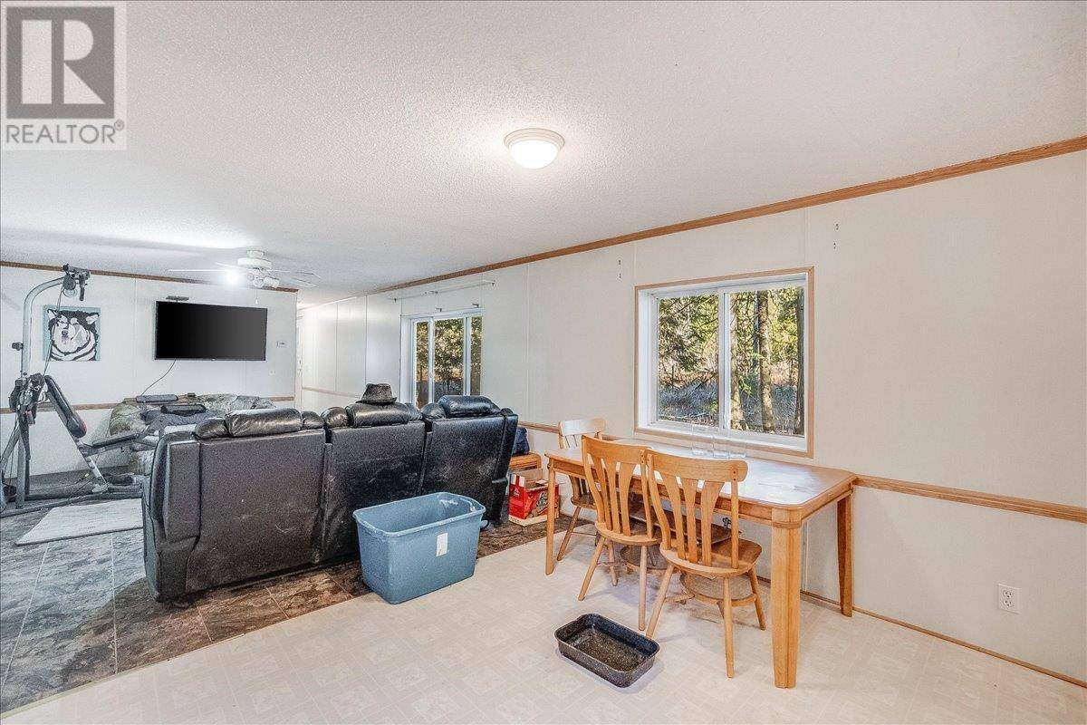 Salmo, BC V0G1Z0,8751 Highway 6