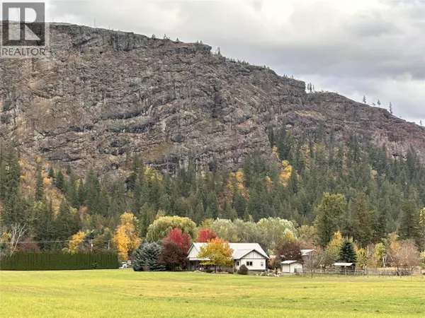 152 Salmon River Road, Salmon Arm, BC V1E3E3