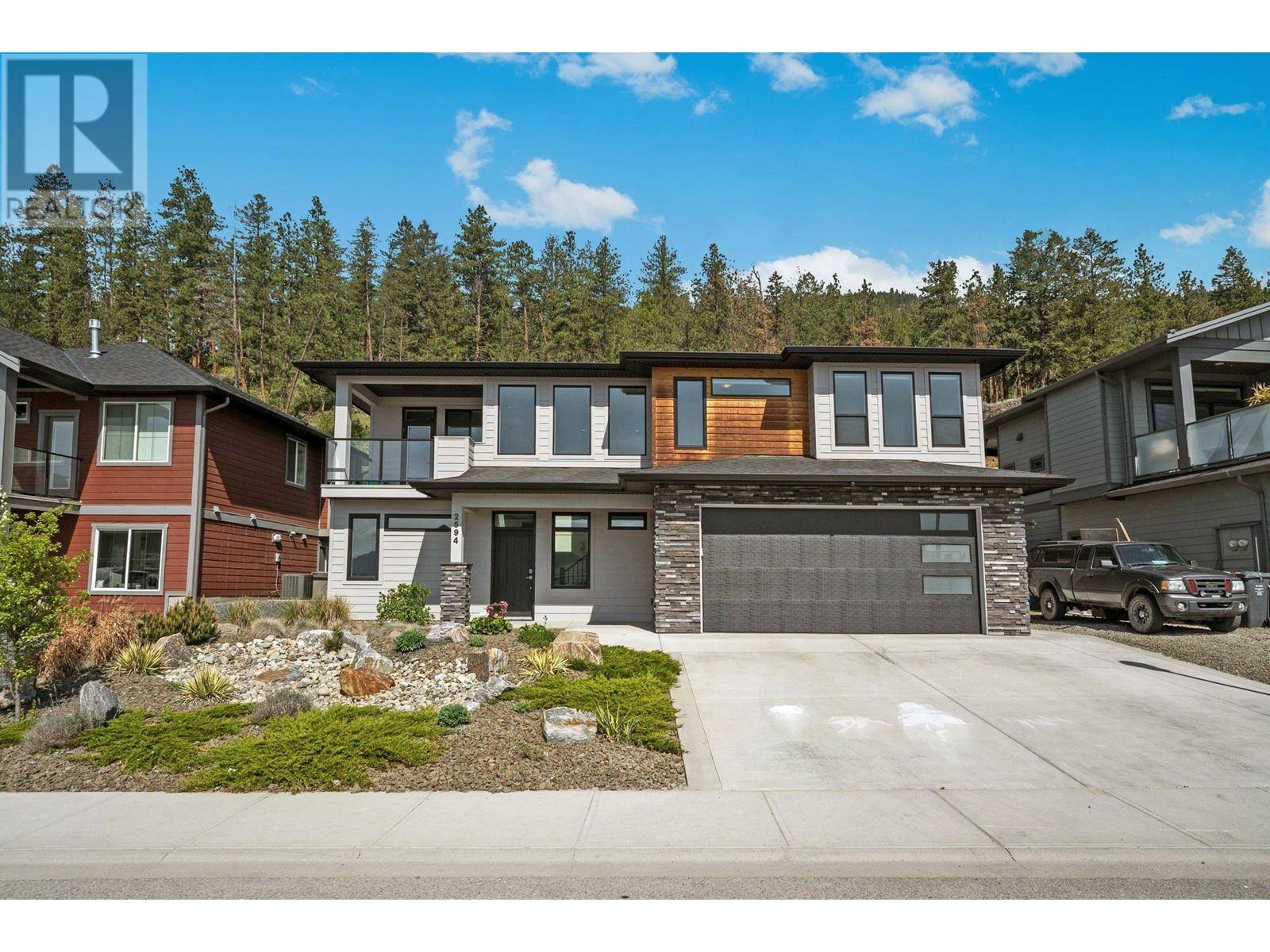 2594 Crown Crest Drive, West Kelowna, BC V4T3N3