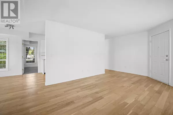 Kelowna, BC V1W3X9,2370 Stillingfleet RD #118