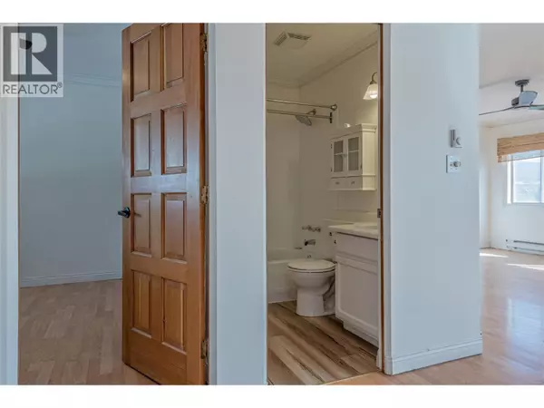 Vernon, BC V1T2V1,3901 35th AVE #10