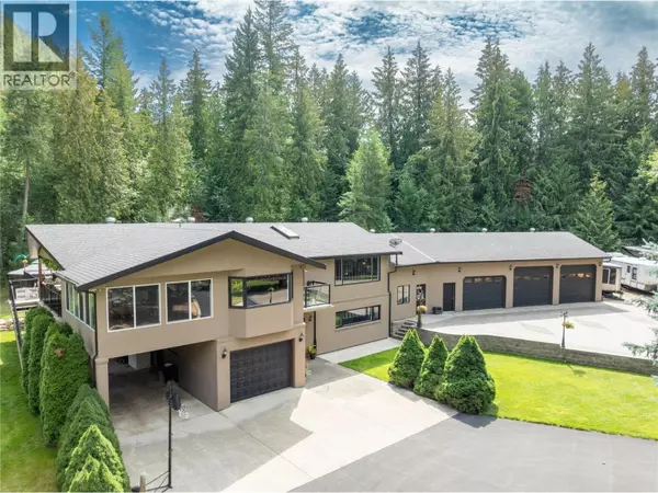 Blind Bay, BC V0E1H1,2746 Balmoral Road