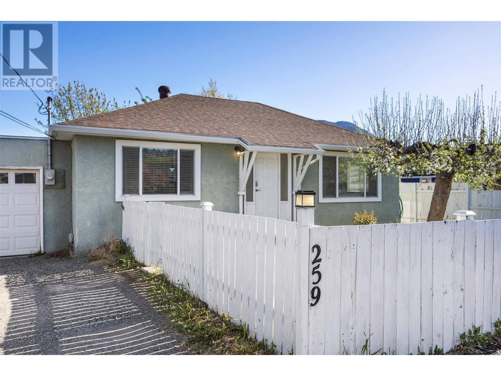 Kamloops, BC V2B1C8,259 LARCH Avenue